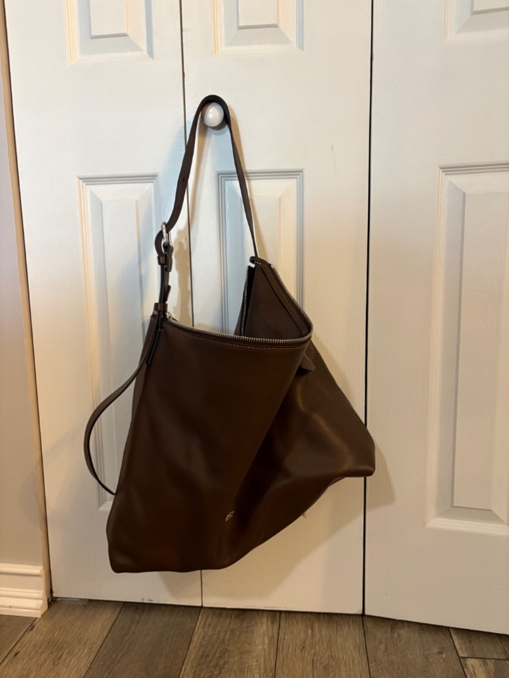 Coach Mott Messenger in Maple - Picture 7 of 13